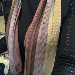 Purple knit scarf